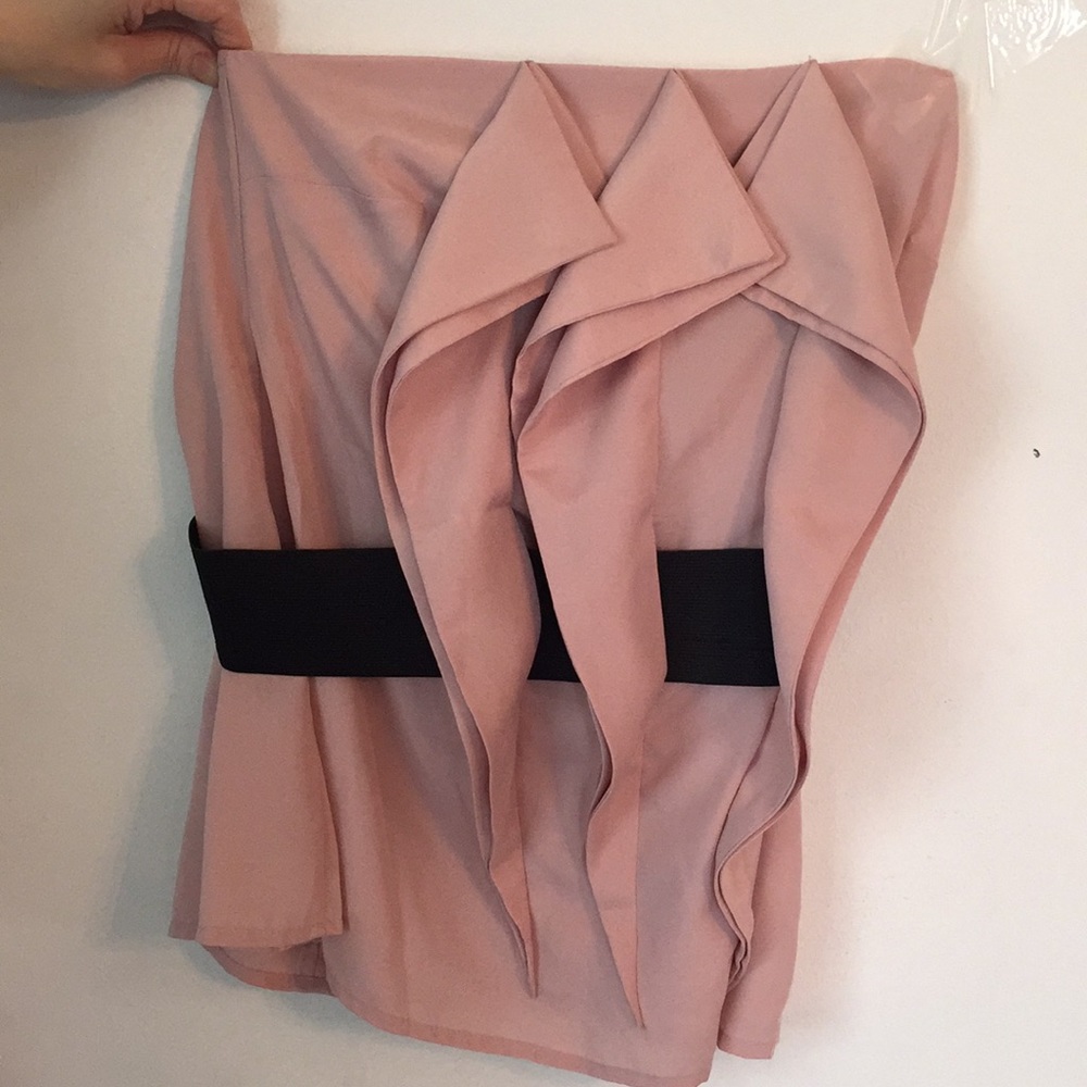 Pink ruffle top - Picture 2 of 3